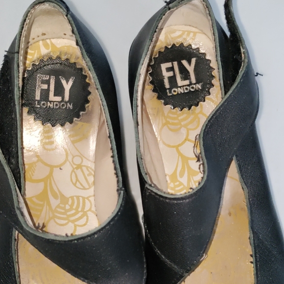 Fly London Wedge Strap Black Leather Shoes size 36 - Picture 4 of 8